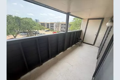 3075 Walnut Bend Lane #36, Houston, TX 77042 - Photo 2