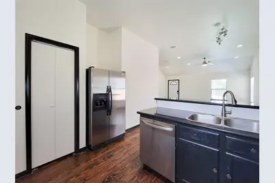 1904 Davis Street, Houston, TX 77026 - Photo 14