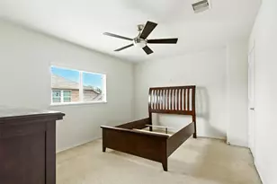 8904 Clovermist Dr, Houston, TX 77064 - Photo 16