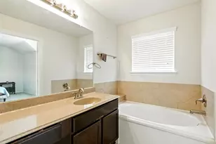 8904 Clovermist Dr, Houston, TX 77064 - Photo 24