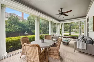 8 Courtlandt Pl, Houston, TX 77006 - Photo 10