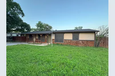 108 Sally Street, Joshua, TX 76058 - Photo 2