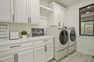 25519 Stormy Rock, San Antonio, TX 78255 - Photo 16