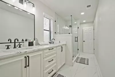 25519 Stormy Rock, San Antonio, TX 78255 - Photo 18