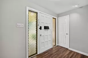 11203 Sagehill Dr, Houston, TX 77089 - Photo 8