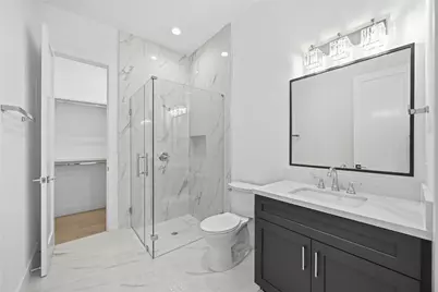 1110 Peden Street #B, Houston, TX 77006 - Photo 12