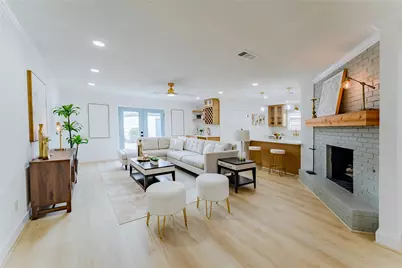 6027 Valkeith Drive, Houston, TX 77096 - Photo 10