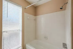 3738 Quiet Pl Dr, Houston, TX 77082 - Photo 12