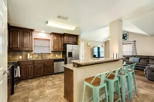 6108 Fox Ridge Dr, Angleton, TX 77515 - Photo 10
