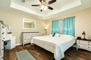 6108 Fox Ridge Dr, Angleton, TX 77515 - Photo 18