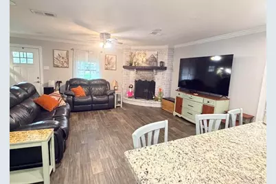 4395 Arbor Drive, Vidor, TX 77662 - Photo 4