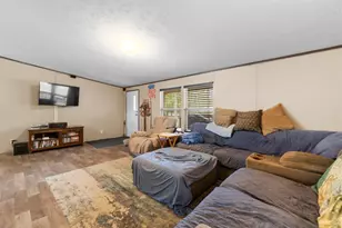 210 County Rd 3893 E, Cleveland, TX 77328 - Photo 6