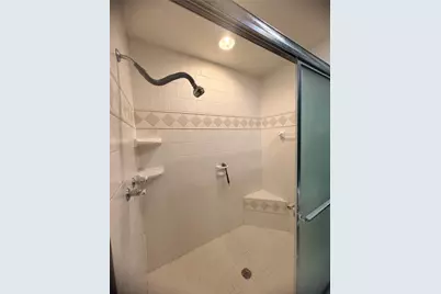 2567 Avenue D, Dickinson, TX 77539 - Photo 14