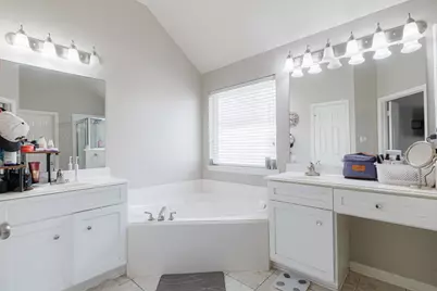 11002 Creekline Meadow Court, Cypress, TX 77429 - Photo 20