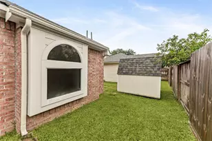 4903 Cedar Cove Dr, Baytown, TX 77521 - Photo 42