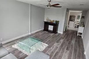 1643 Railroad Ave, Dickinson, TX 77539 - Photo 8