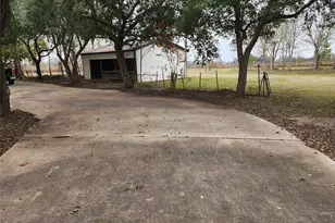 1491 Pecan Valley Dr, Wharton, TX 77488 - Photo 30