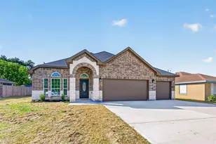 710 Hackberry St, La Marque, TX 77568 - Photo 2