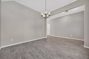710 Hackberry St, La Marque, TX 77568 - Photo 10