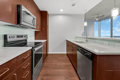 5925 Almeda Road #11501, Houston, TX 77004 - Photo 6