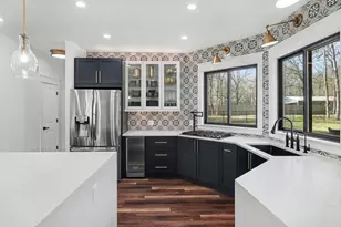 6910 Windcrest Estates Ct, Magnolia, TX 77354 - Photo 10