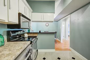 2100 Tanglewilde St, Houston, TX 77063 - Photo 16