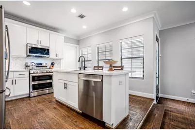 5540 Nolda Street, Houston, TX 77007 - Photo 2