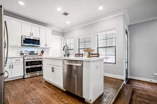 5540 Nolda St, Houston, TX 77007 - Photo 2