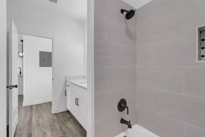 401 E Martin Luther King Blvd #B, Willis, TX 77378 - Photo 24