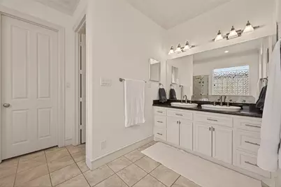4019 Whitman Street, Houston, TX 77027 - Photo 22