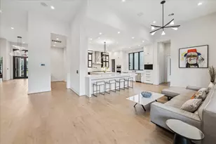 1619 Lynnview Dr, Houston, TX 77055 - Photo 12