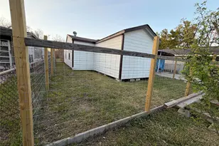 8308 Lenore St, Houston, TX 77017 - Photo 22