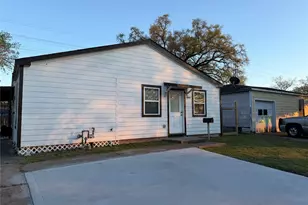8308 Lenore St, Houston, TX 77017 - Photo 2