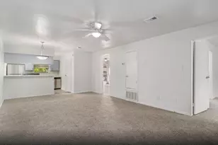 4027 Briarglen Dr, Dickinson, TX 77539 - Photo 2