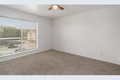 4027 Briarglen Drive, Dickinson, TX 77539 - Photo 6