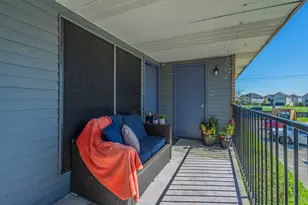 4027 Briarglen Dr, Dickinson, TX 77539 - Photo 32