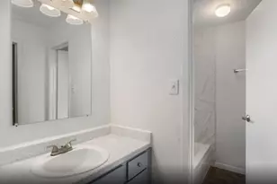 4027 Briarglen Dr, Dickinson, TX 77539 - Photo 8