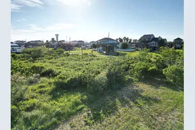 170 Ocean Sand, Crystal Beach, TX 77650 - Photo 6