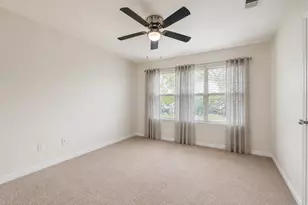 1725 Harvey Mitchell Pkwy S, College Station, TX 77840 - Photo 34