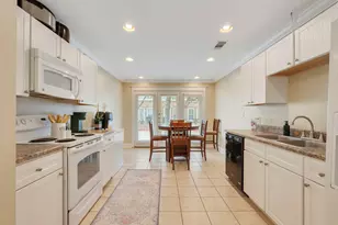 1725 Harvey Mitchell Pkwy S, College Station, TX 77840 - Photo 2
