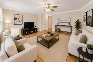 1725 Harvey Mitchell Pkwy S, College Station, TX 77840 - Photo 2