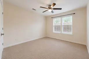 1725 Harvey Mitchell Pkwy S, College Station, TX 77840 - Photo 30