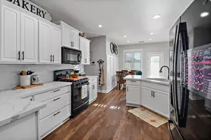 9407 St Croix Way, Baytown, TX 77523 - Photo 12