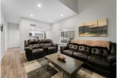 1920 Augusta Drive #30, Houston, TX 77057 - Photo 2