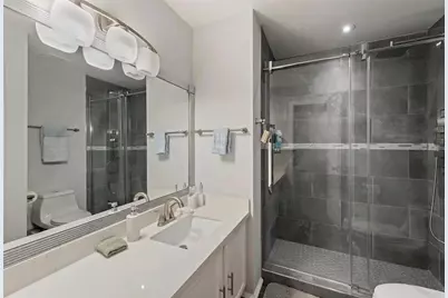 1920 Augusta Drive #30, Houston, TX 77057 - Photo 8