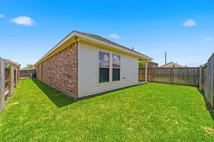 10934 Bonfire Trl, Beasley, TX 77417 - Photo 24