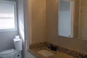 9306 St Lo Rd, Houston, TX 77033 - Photo 12