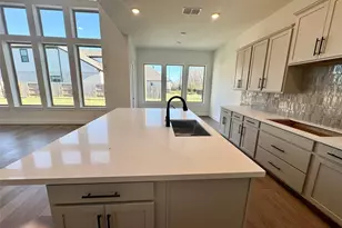 4307 Southpoint Way N, Fulshear, TX 77441 - Photo 6