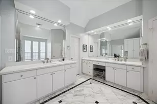 33 Milan Estates, Houston, TX 77056 - Photo 22