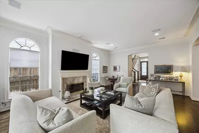 33 Milan Estates, Houston, TX 77056 - Photo 8